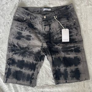 Bolongaro acid-wash Jean shorts, size L (W34)